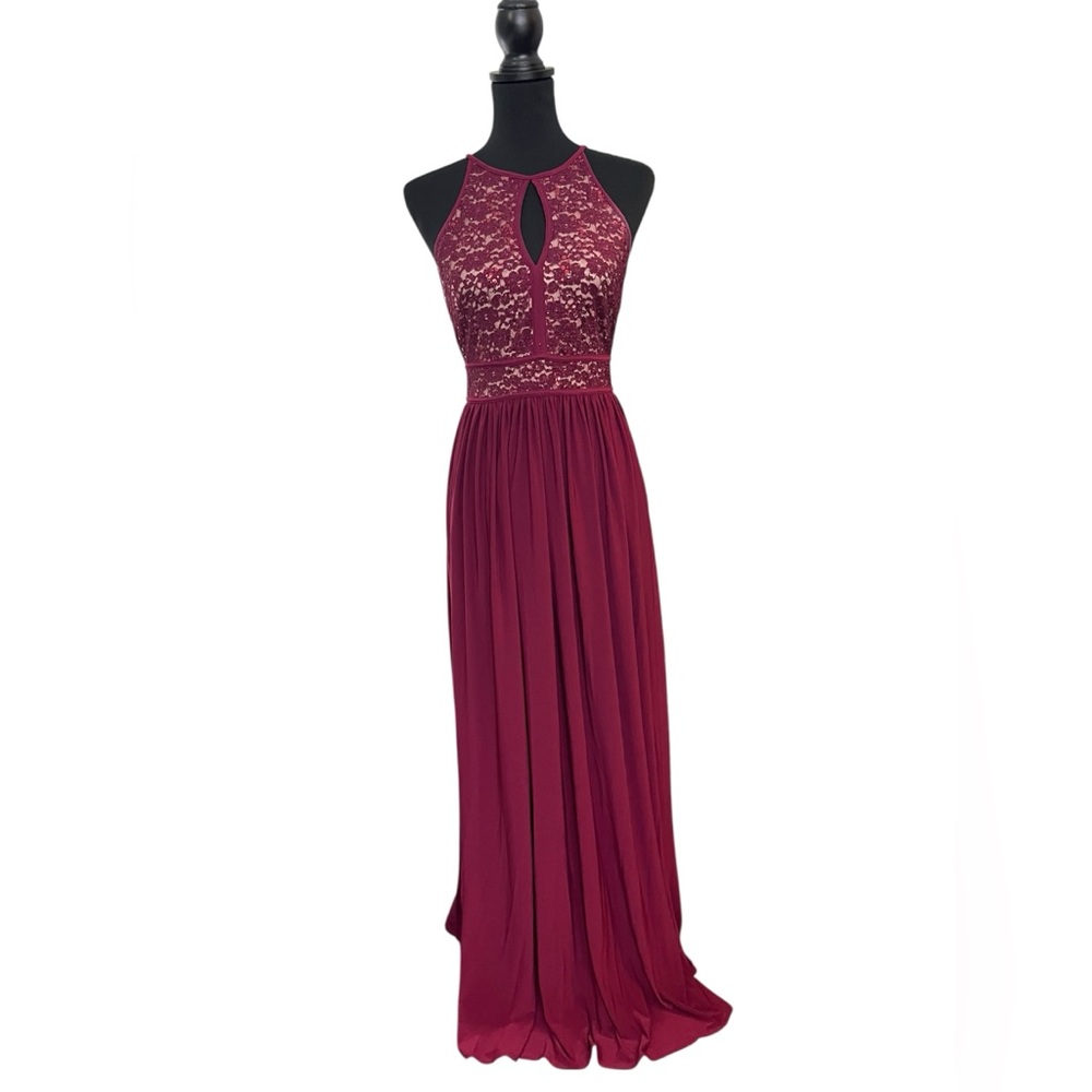 Morgan & Co Burgundy Haltered Formal Gown Size 5/6